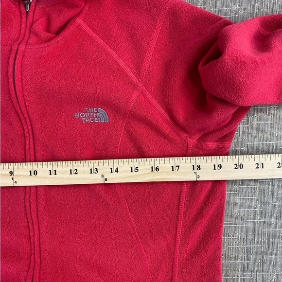 The North Face Women's Red Fleece Hoodie - Picture 8 of 11